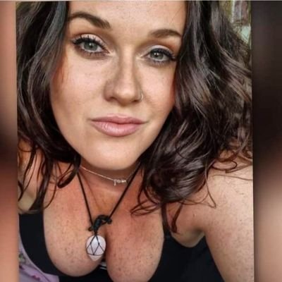 Kaytib4Kakes's profile picture. Growt mindset
Universal Law
Blessed and Free