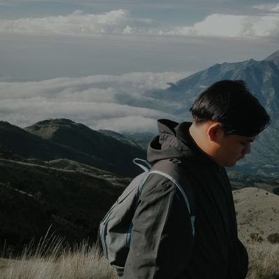 brisikanjg_'s profile picture. seperti apa aku hidup?