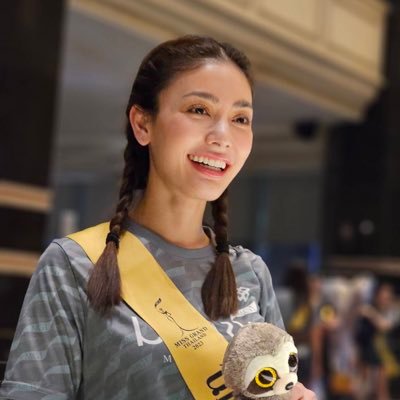 Aizeez001's profile picture. #มีนาริณา #อุ้มทวีพร #มีนเบ้บ