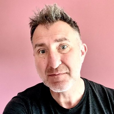 Ex journalist and current proprietor of Paperchase PR, specialising in largely automotive, professional association, charity and other bits of B2B media.