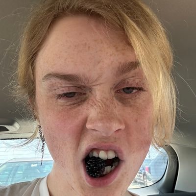 tsellefanning Profile Picture