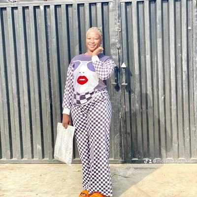 MorenikejiAjik2's profile picture. ❣️💕❤️❤️ this is my WhatsApp numbers 07040955116 
            am friendly and lovely person. 
        morenikeji ajike I sell online clothes shoes bags slide