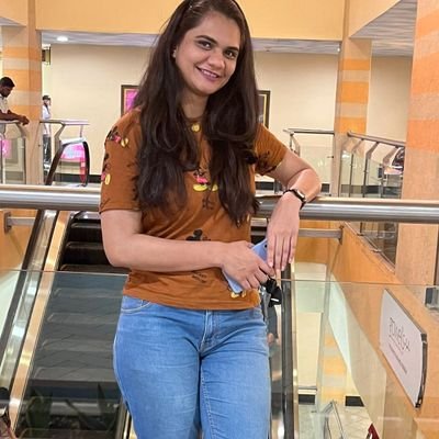 navgharedivyat2's profile picture. #Reader