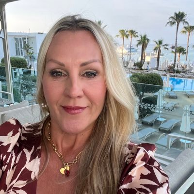 Nicola Mirfin Profile