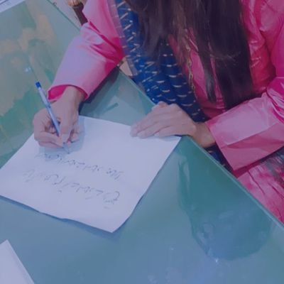 AimenRanjh86020's profile picture. ✍️ Content writer | Press kits | Social media designer
💫 Let's transform your story into a captivating visual
📌Take your brand to the next
Content is king,