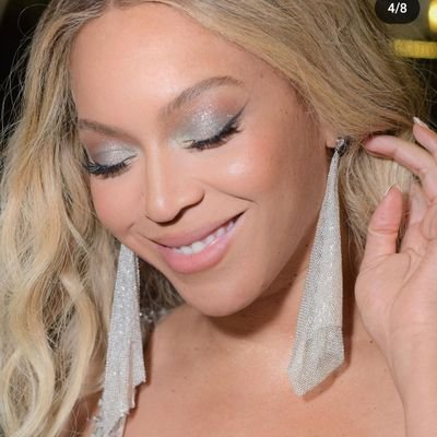 taehopekook7's profile picture. 