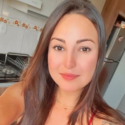 _lidiaane's profile picture. mais uma forma de vida triste e cansada (que ama doguinhos)