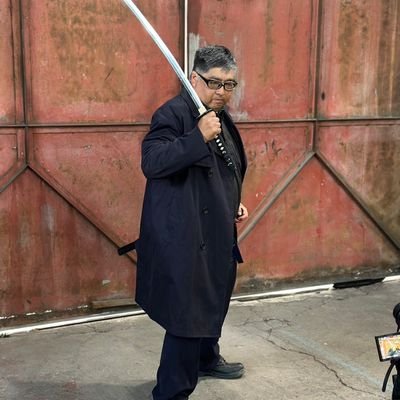映画制作 坂東組は、小劇場演劇出身の坂東聖が主宰するインディーズ映画制作団体です。
1993年より活動開始、開始年から製作をしているアクション映画シリーズの特捜密殺員は昨年で30周年を迎えました。
主宰者:坂東聖
1968年東京都葛飾区生まれ、愛知県名古屋市育ち。
元陸上自衛隊 自衛官 武道家(剣道有段者)