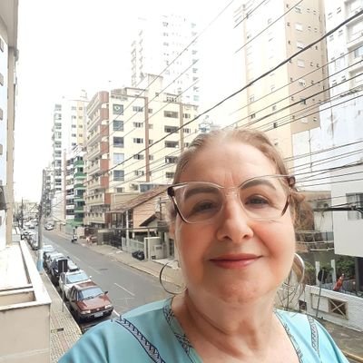 🇧🇷🇧🇷Sou professora, mestre em História pela PUCRS, cristã, conservadora, pró-vida, gremista,mãe  do Felipe  e do Tiago  vó  da Julia.🇧🇷🇧🇷