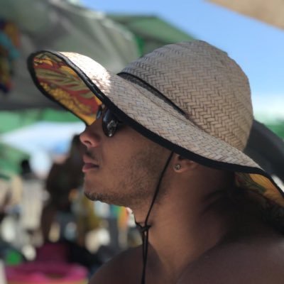 vineoliveiira's profile picture. 