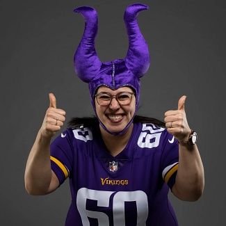 La Vikinga más Vikinga! Skol 🤟🏻💜🏈 ParrillerasMx 
Happy wife, mom of 2 wonderful teenagers, educator.