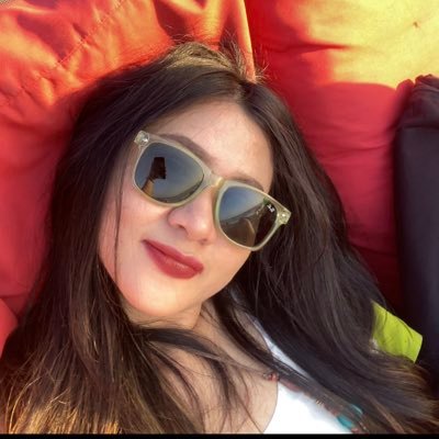 riaafiani's profile picture. 