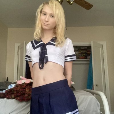 femboyexy's profile picture. XOXO