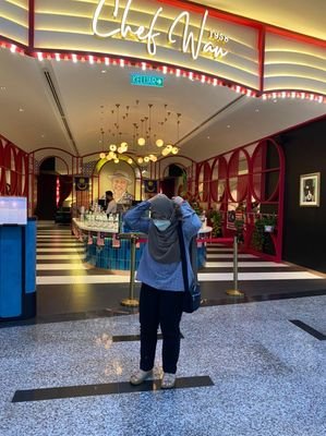 Malak9313's profile picture. just be yourself