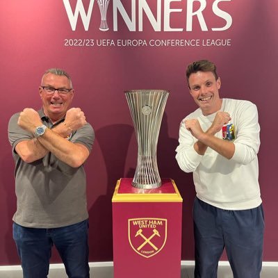 Father to two Beauty's, Freeman of the City of London, Billy Bonds Stand ⚒ Proud Winner of The Sausage Sandwich game Aston Villa 1 v West Ham United 2 (6/4/19)