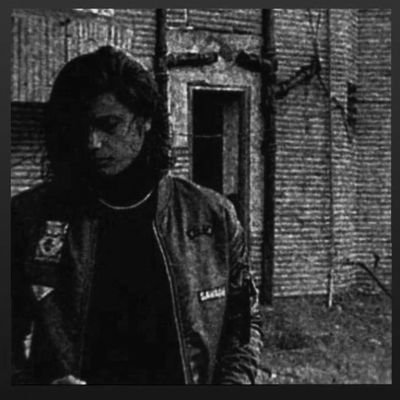 udkhameed195's profile picture. 