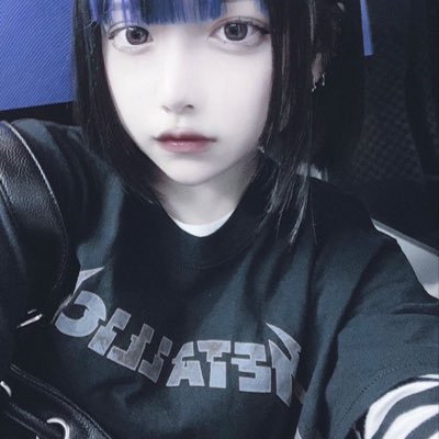 mio17932461's profile picture. 