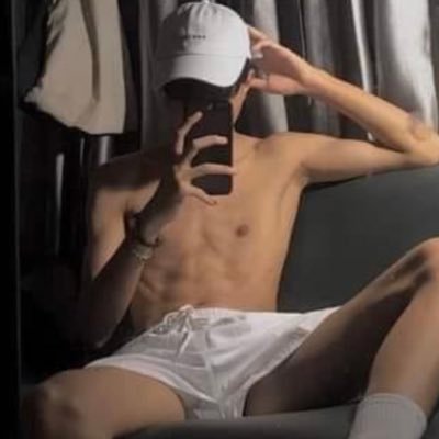 I’m Architect, Landscaping and Interior Designer. PrEP on and safe sex. https://t.co/7cWfB6ONd5