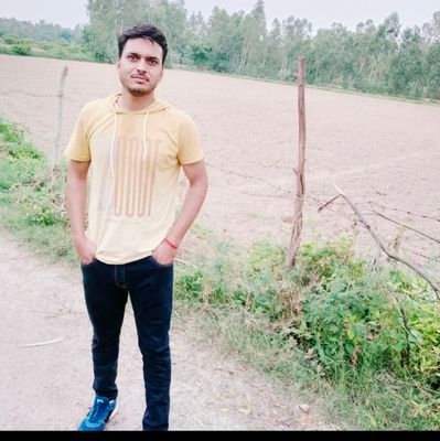 नाम और पहचान भले ही छोटी हो मगर ख़ुद की होनी चाहिए सभी का सम्मान करना बहुत अच्छी बात है ,पर आत्मसम्मान के साथ जीना ख़ुद की पहचान है!