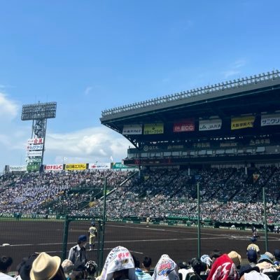 スポーツ観戦大好きです🌸野球⚾️サッカー⚽️バレーボール🏐他も😍娘2人の母です😊星稜高校⚾️⚽️金沢高校⚾️⚽️高校野球⚾プロ野球⚾️Vリーグ️🏐Jリーグ⚽️など 無言フォロー失礼します🙏 娘の影響でSnowMan⛄️🎤💖