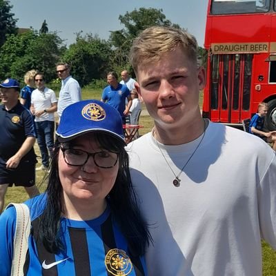 My ex said It's me or football! I don't miss him! Divorced Mum of 3 gorgeous boys. Volunteer at Sevenoaks Town fc💙🖤🧡💜⚽️