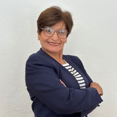 Especialista TIC en Educación, Moodler y Tutora Elearning. Coach PNL. Defensora de DDHH. Instagram: @chuisa / Sevilla, España.