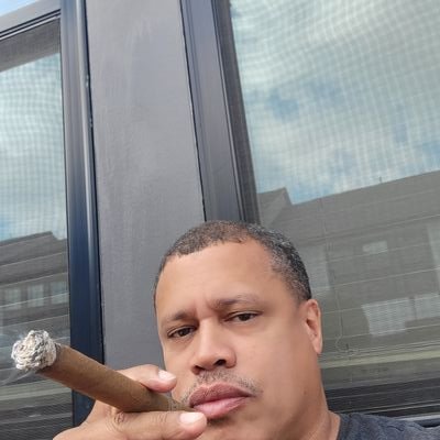 51 years young. BLM. Opinionated
CEO https://t.co/iMw84VK8fa 
CEO https://t.co/nXT1qevsRO