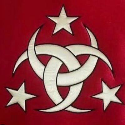 Atlılar put şehrine gediklerden girecek;Bir şehir ki,orada insan ayak üstü leş.Bir akıl gelecek ki, akıllar delirecek. Ve bir devrim, evvela devrimi devirecek.