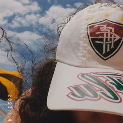 fraga_ester14's profile picture. filha de Iemanjá e Oxalá | queridinha de exu | fluminense pra caralho | rita lee 🌍