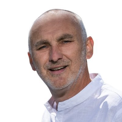 helmutredl's profile picture. 40 Jahre IT | F.I.R.E.