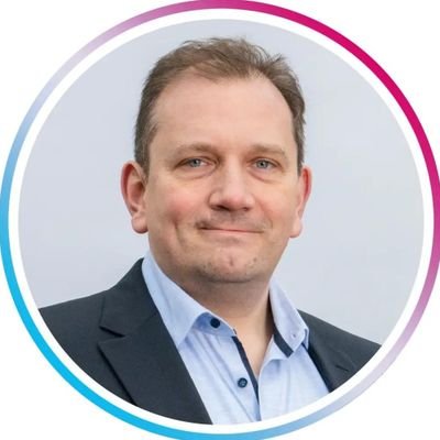Ein Sieck für die Wissenschaft! 🤓
Papa, Humanist, Skeptiker und Wissenschaftler. 约翰。Netzwerker für die #PdH #teamscience; privat hier