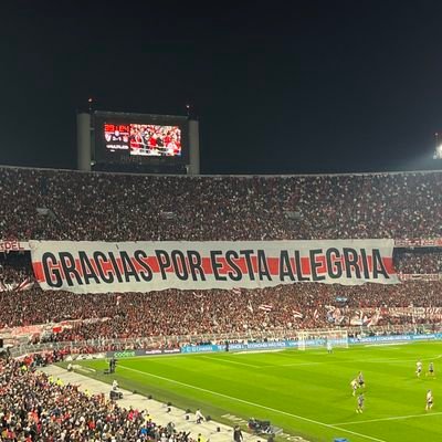 Ema Infante ⚪🔴⚪ 🐔🇦🇷