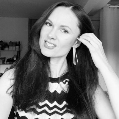 NYC fintech girlie, off duty très extra @ dolce far niente, wunderbar wanderlusting & sportinglife 🎾🎿 🩰🏊♀️