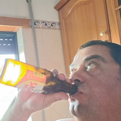 Du48174235Duque's profile picture. Working class hero. No religion nor communism. When the music's over, turn out the ligths.