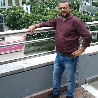 Durganand05's profile picture. जियो और जीने दो।