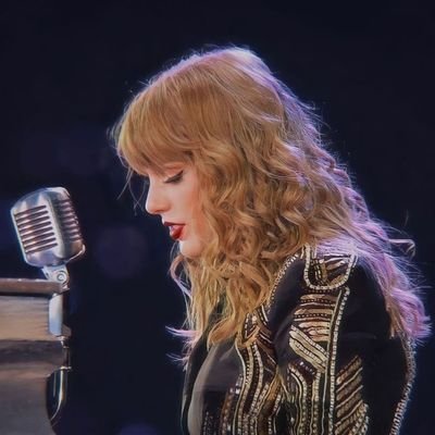 my personality is based on Taylor Swift

                                 ~I should've asked you questions, I should've asked you how to be~