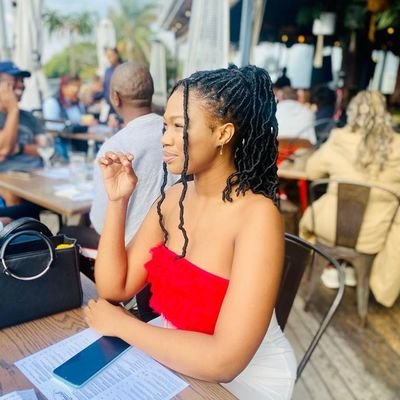 sphe_mapholoba's profile picture. Taurus😍 and no I do not believe in zodiac relationship perfect matches🚮 it's a scam.

1.72 m tall😘