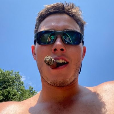 BoozerLandon's profile picture. Get busy livin.