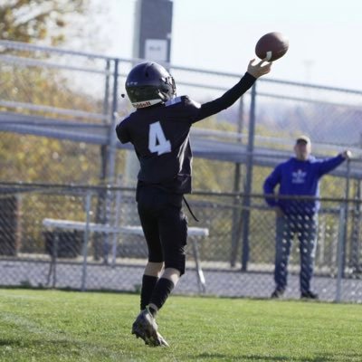 Nitschmann Middle School | QB | 2029 | Age : 12 | HT : 5'6 | WT : 115 | Email : Domfontanez01@gmail.com | Cell : 484-935-4212