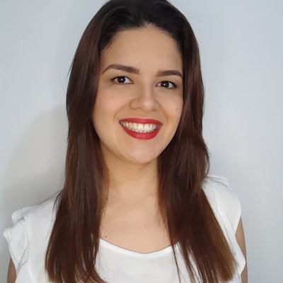 Presidenta de la Fund. Ser Mujer Migrante.
Psicoterapeuta sistémica, especialista en abordaje de trauma colectivo, familiar y personal.
Especialista Mktg y Com.