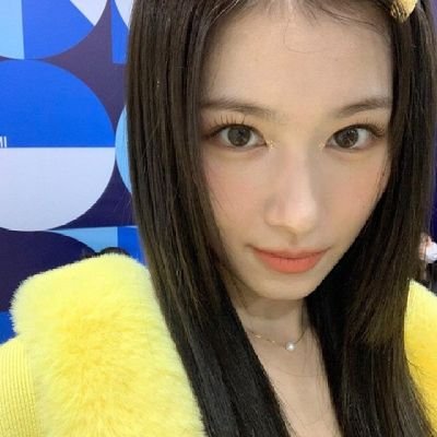 FICTIONAL / 1996 – #湊崎紗夏
cute and sexy at the same time positive energy inside but a bit clumsy 🐕