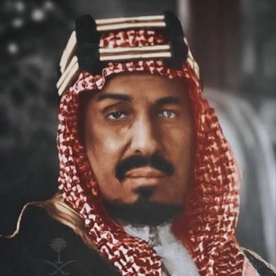AbdullaHarbi__'s profile picture. من يحتزم بالصبر يرفع وقاره وتحتار فيه العالم المستشكهُ