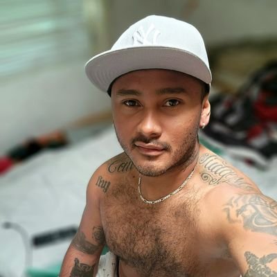 rwinston90's profile picture. 