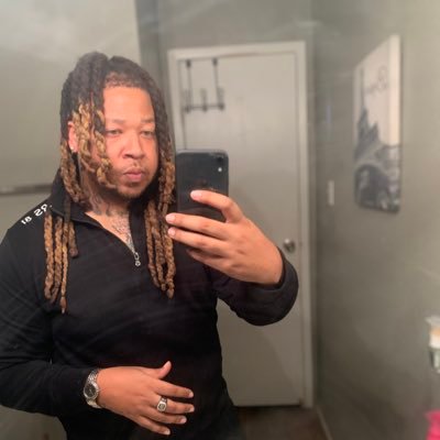 artist from Houston for booking or features email : ombtre@gmail.com The real #OMB #onlymybrothers TYG goongang ♓️