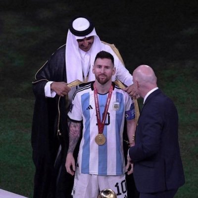 منور حسابي طق. فولو عالم ميسي عاشق عالمين برشلوني ومحلي هلالي العقل برشلوني والقلب هلالي تشرفني مهما كان ميولك 💙♥️.