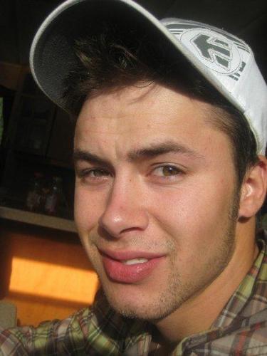 Derek_Bel's profile picture. 