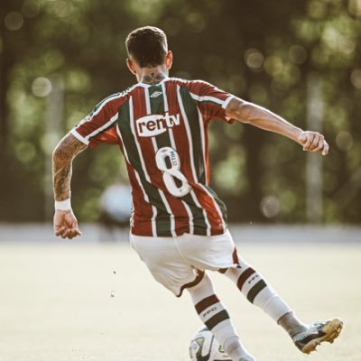 Football Player @FluminenseFC🇭🇺⚽️// Tudo no tempo de Deus 🙏🏼❤️ BLESSED ⭐️
