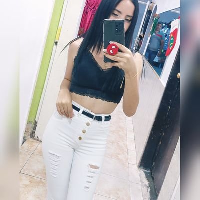 Mariana57247559's profile picture. 