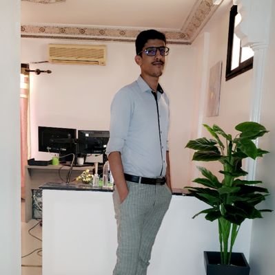 Full stake developer from Moroco #laravel #vuejs #reactjs #inertiajs