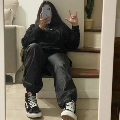 Perdi la otra cuenta**
                                                                                             ig: moorevaldez5
